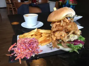 Luvly Grub