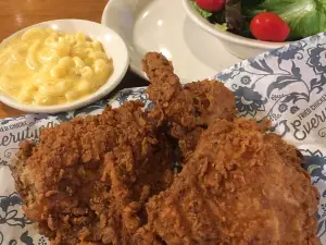 Cracker Barrel Old Country Strore Restaurant
