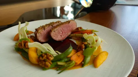 Glass Light Restaurant in 노퍽