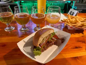 Brody's Burgers & Beer