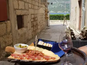 Wine bar Bokar