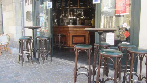 le puzzle pub in Tours