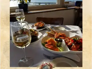 The Lobster Pot