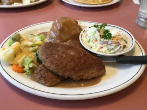 Rolly's Restaurant