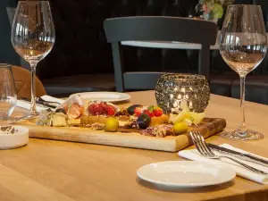 Popolo Osteria & Bar