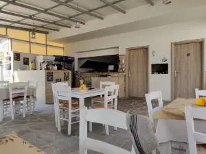 Zante’s Garden