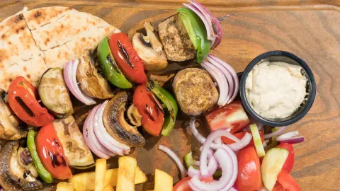 Zorbas Greek Taverna Tsilivi in Planos