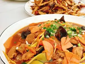 巴塘縣措拉鎮小燕飯店