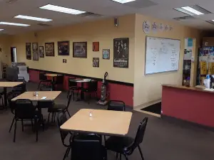 Andy's Hometowne Pizza