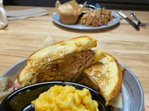Sonny's BBQ