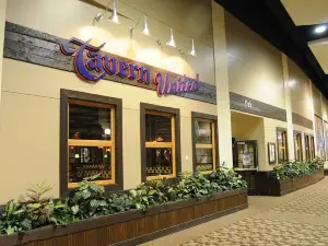 Tavern United Grand Forks