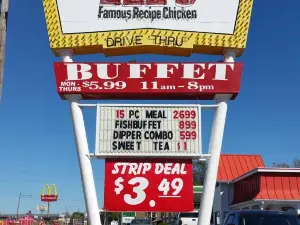 Lee's Famous Recipe Chicken