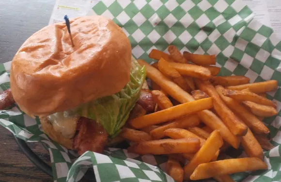 Split Crow Pub
