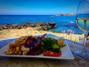 Thalassa Bar Restaurant