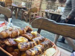 Etno House Dinar