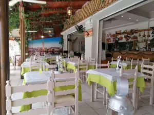 The Brothers Greek Taverna