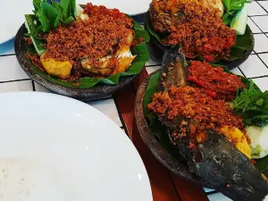 Cobek Ayam Penyet Sun Plaza, Lantai 3