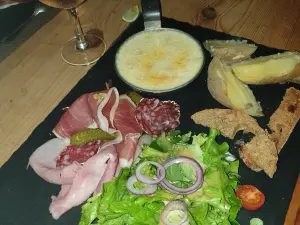 Restaurant La Tourmente Montalbert