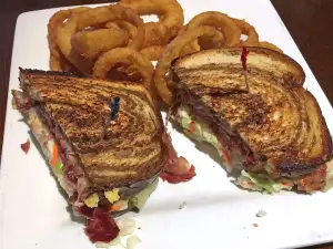 Pittsford Pub & Grille