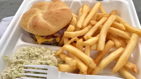 Beef 'N Buns 'N Paradise in 菲德里克