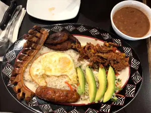 La Colombiana Restaurante