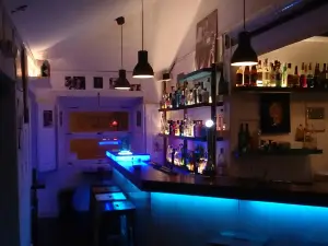 Hemingway's Café Bar Ericeira