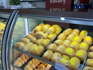 Pachis Pan and Bakery