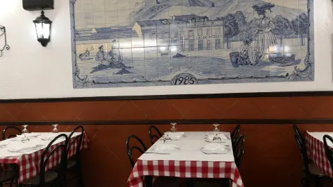 Leo dos Petiscos in 세투발 현