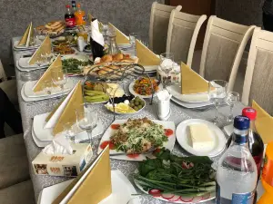 Lara Restaurant