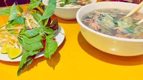 Saigon Boy Noodle House in ออตตาวา
