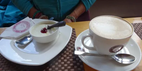 Cafe Himalaya & Bakery