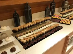 Restaurant Al Bustan