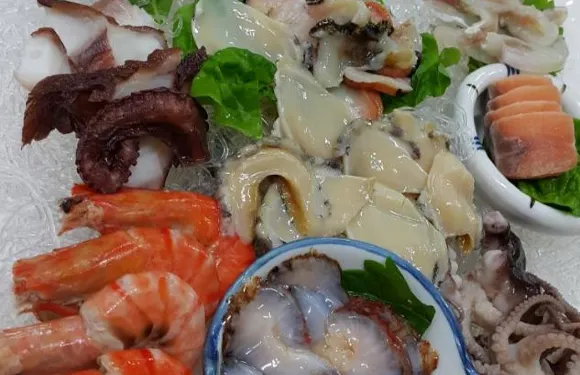 山地水 海鮮生魚片
