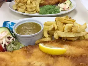 Monica's Fish Bar & Cafe