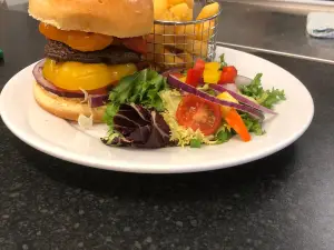Rye Bay Bar & Grill