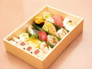 鮨割烹ひなかの