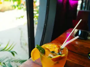 Jade Buddha’s Pub n Kitchen