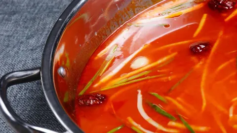 老凱裡酸湯牛肉火鍋城 in 從江