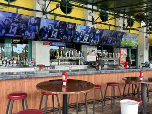 Carolina Ale House - Weston
