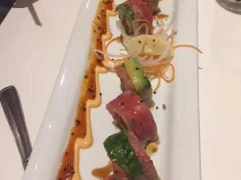 YUMM THAI : SUSHI AND BEYOND