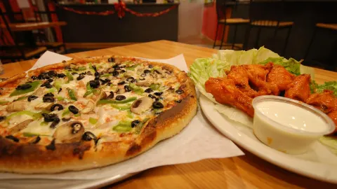 Aquidneck Pizzeria & Bar in 미들타운