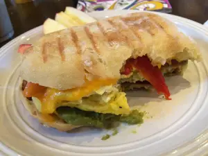 Lakeshore Café