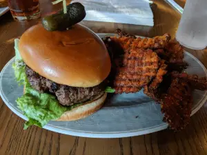 Vinson's Pub + Eatery