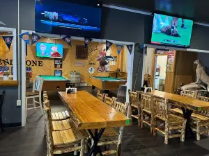 The End Zone Bar & Grill
