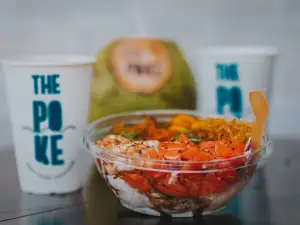 The Poke - Manaíra