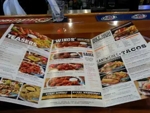 Hooters