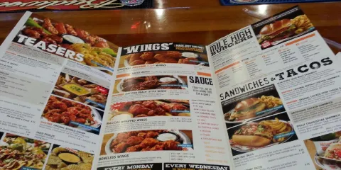 Hooters