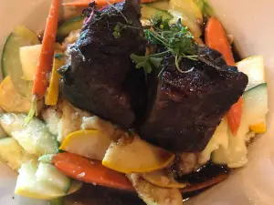 Willy T's Tavern & Grill