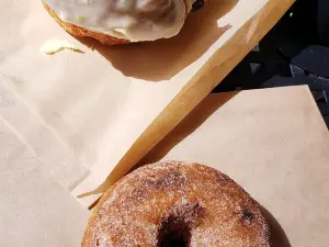Sugar Pine Cakery & Cafe