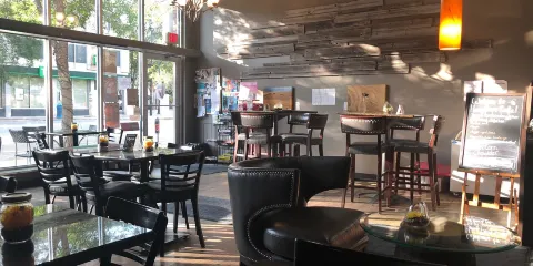 Honey Bun Cafe